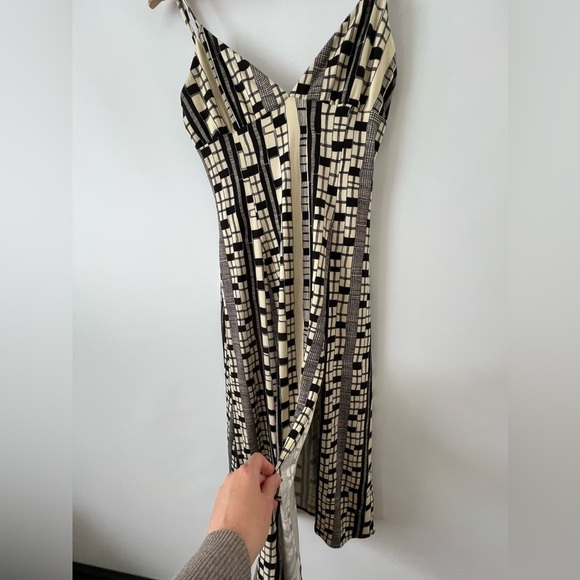 Urban Outfitters Ashley Black Plaid Midi Dress - Picture 7 of 10